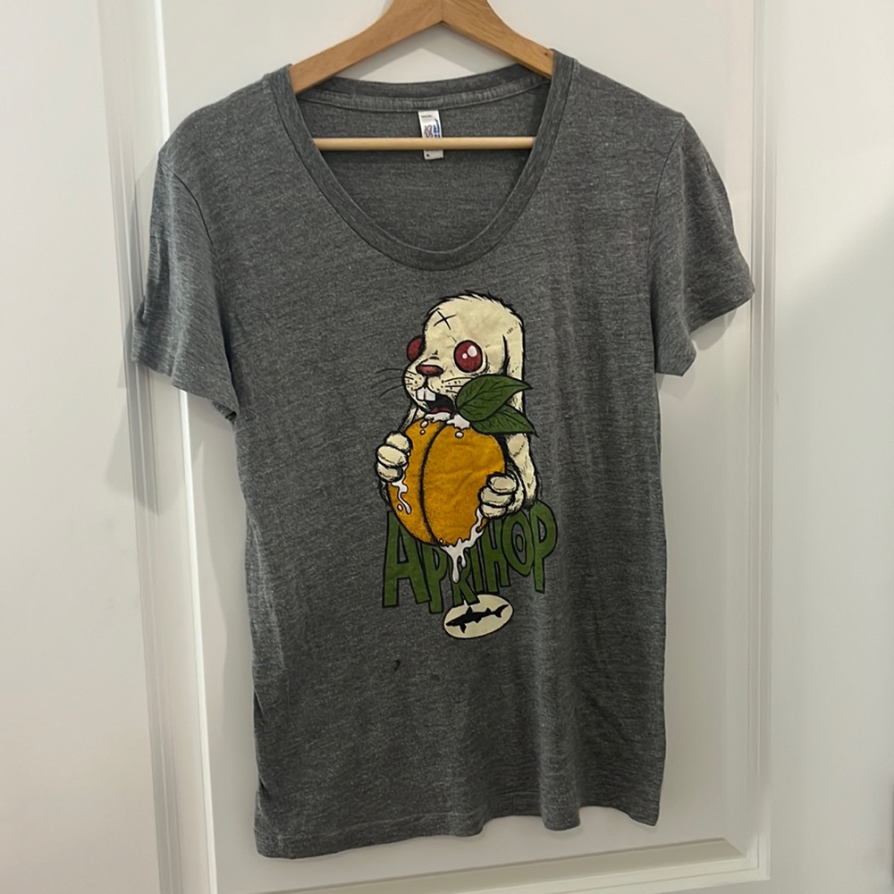 Dogfish Head Brewery Aprihop Vintage Style T shirt